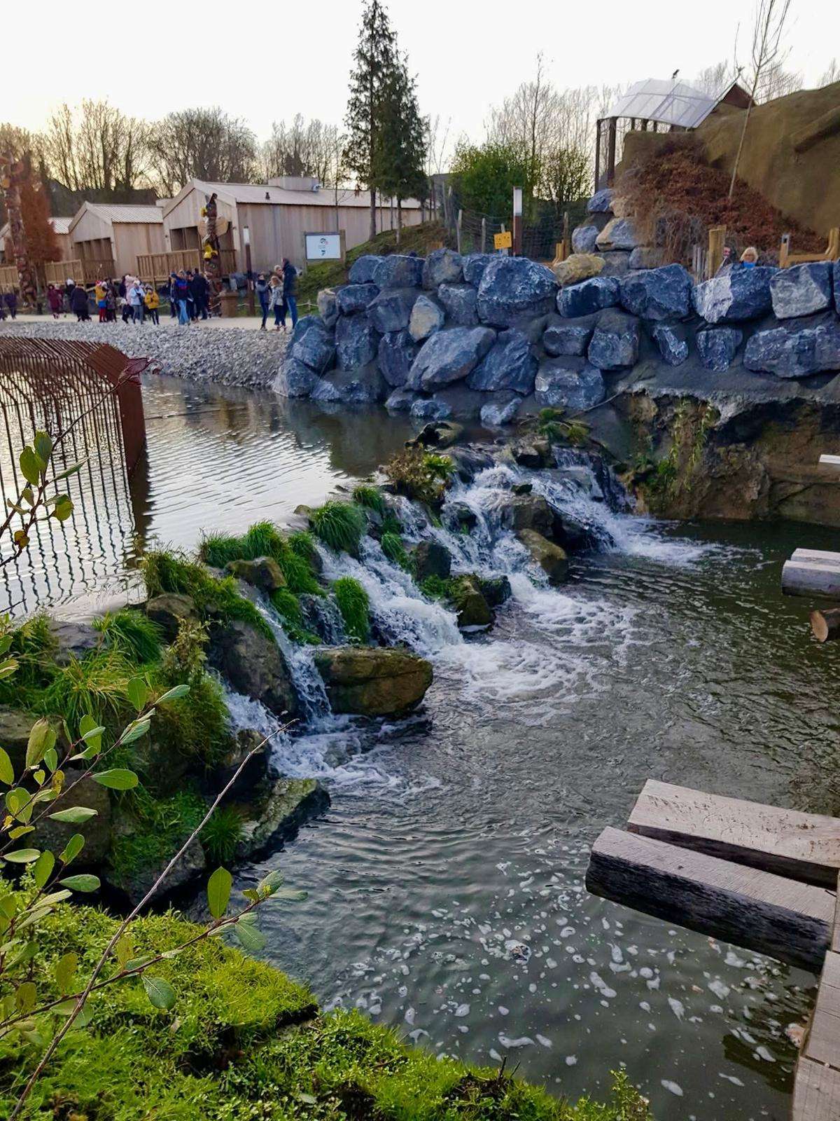 Pairi Daiza cascade rochers